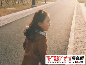 姓梁的女孩名字参考