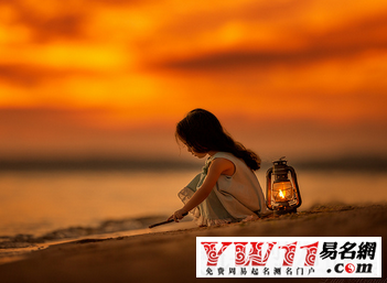 胡姓女孩起名有释义的单字